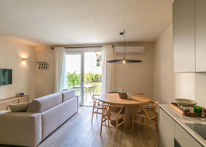 Guesthost - 3-room Apartment, Garden & Pool *
