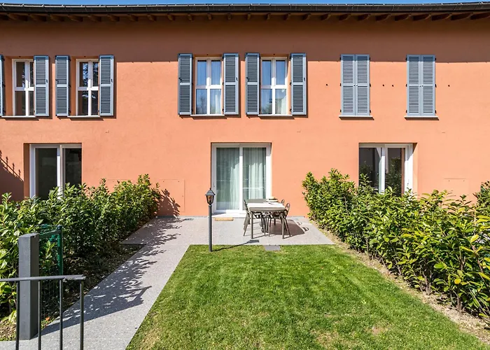 Guesthost - 3-room Apartment, Garden & Pool