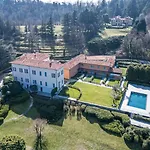 Guesthost - 3-room Apartment, Garden & Pool Como