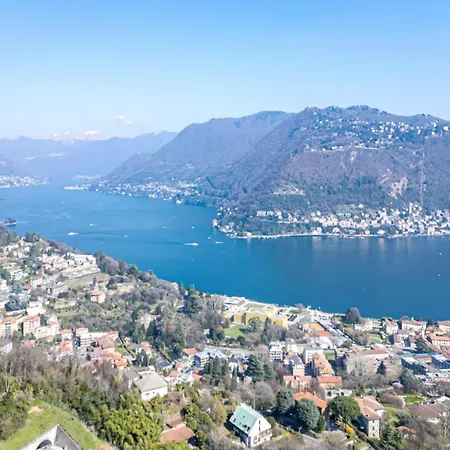 Guesthost - 3-room Apartment, Garden & Pool