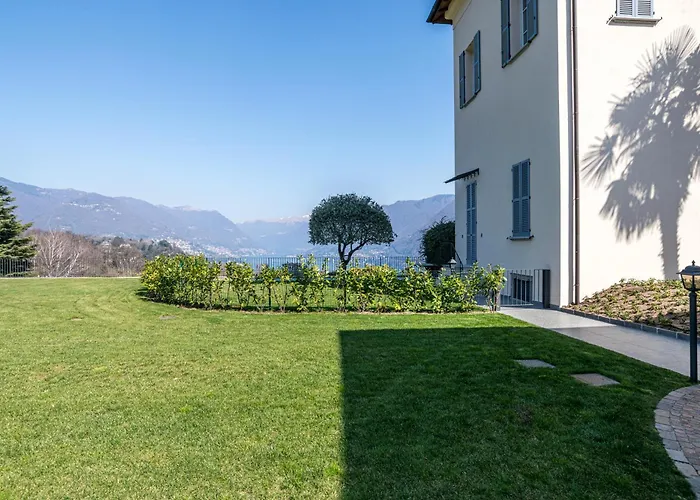 Guesthost - 3-room Apartment, Garden & Pool Apartmán *