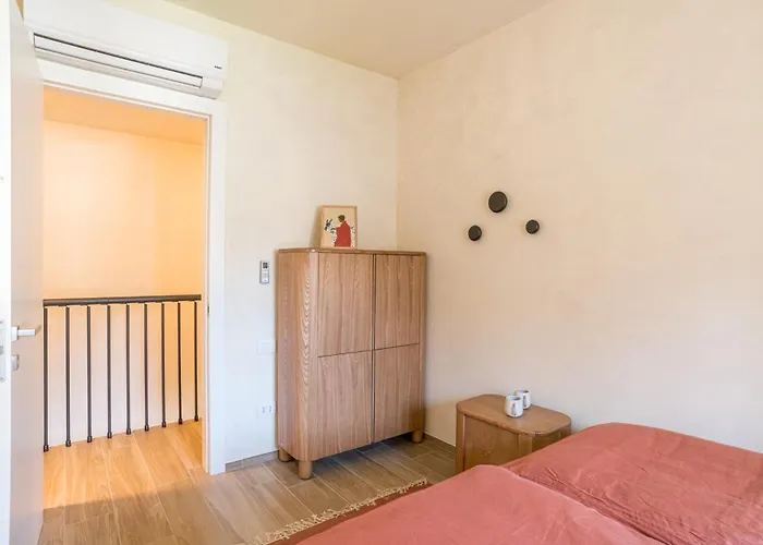Guesthost - 3-room Apartment, Garden & Pool