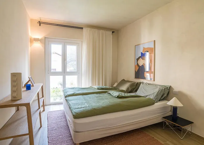 Guesthost - 3-room Apartment, Garden & Pool *